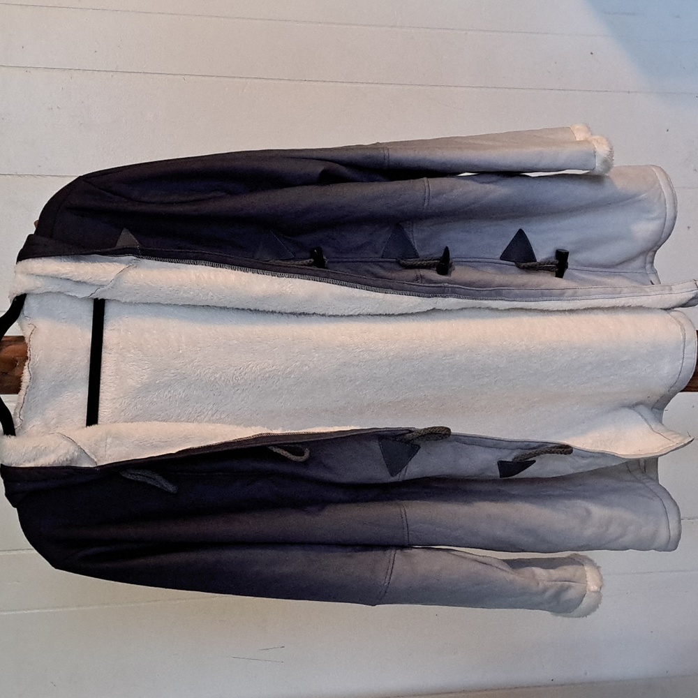 NWOT fleece lined hoodie with zipper and toggle buttons